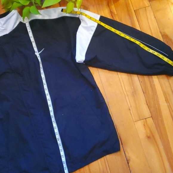 Vintage Nike zip up Windbreaker athletic jacket, L - Picture 8 of 8